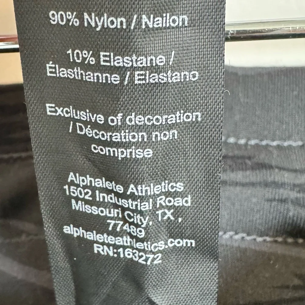 NWT Men’s Alphalete Camo Shorts SIZE‎ S